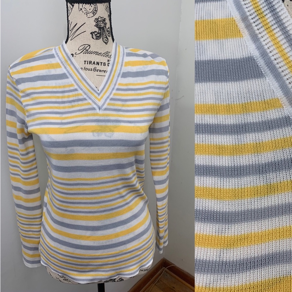 1980’s Women’s  Sweater, Size Small